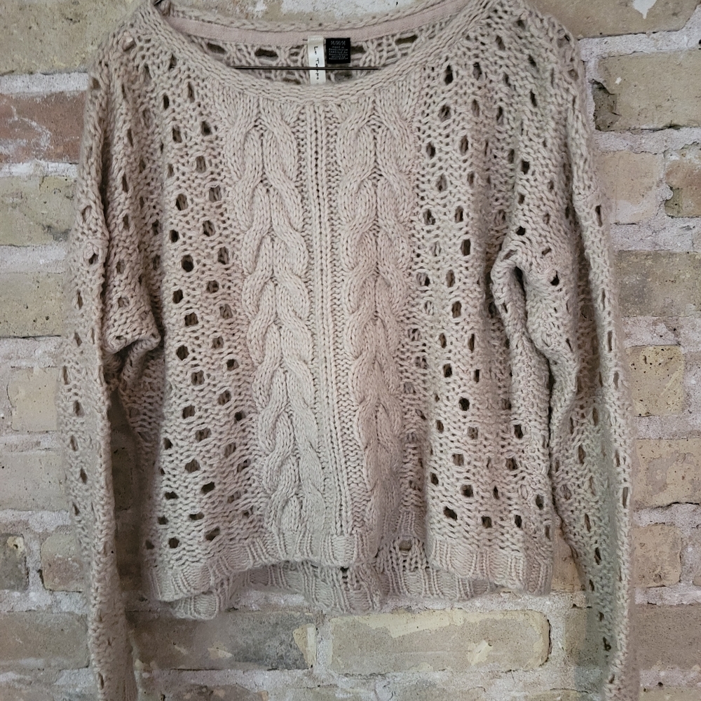 Off white cable knit cropped sweater